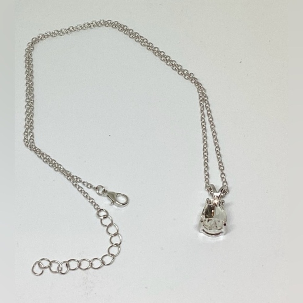 New❣️ 18” Silver Diamond Faux Necklace 9.0 mm